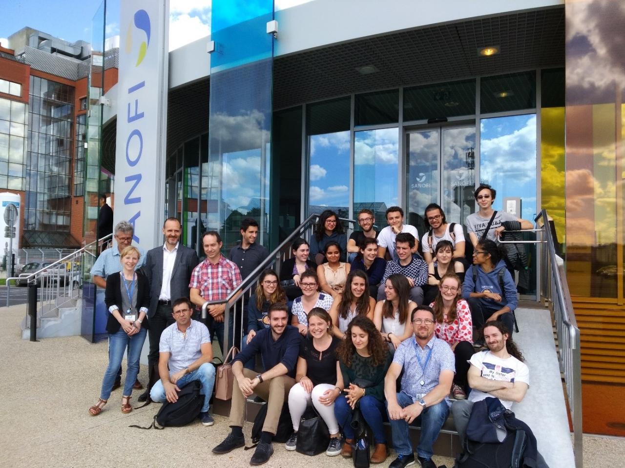 Groupe élèves Visite Site Sanofi